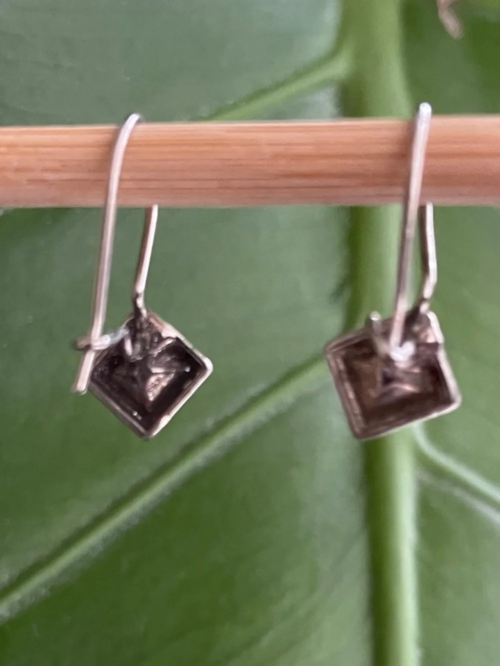 Sterling Silver Earrings with Pretty Sienna Stone with wire closure. - Picture 3 of 5